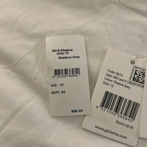 Ginia silk pajamas, size 6 - Picture 5 of 5